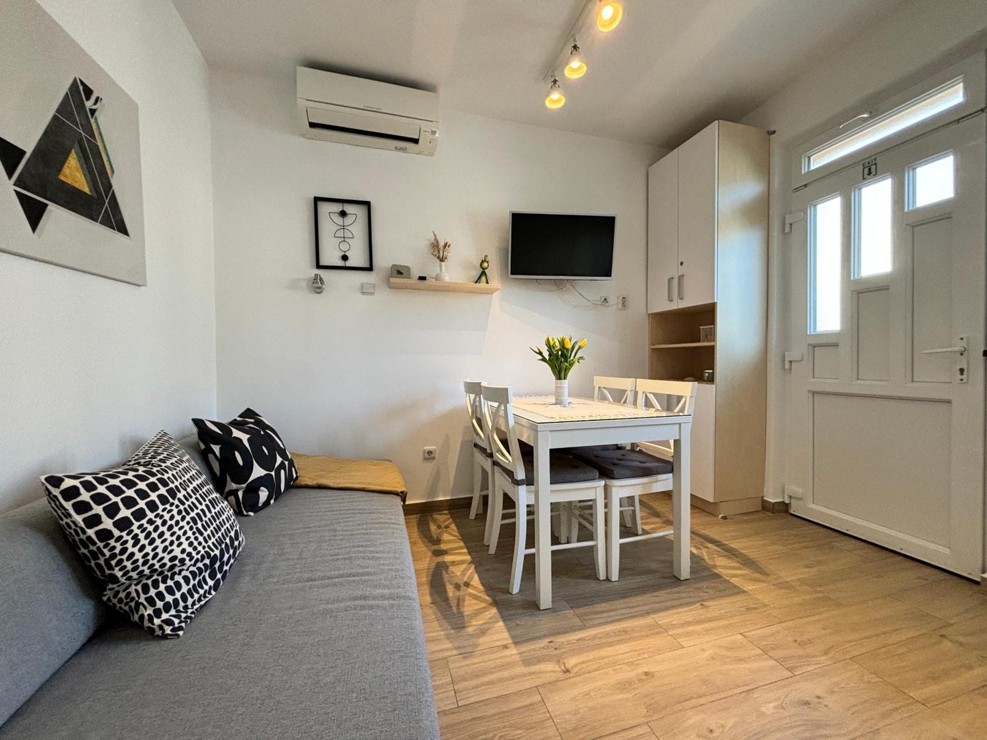 Sea & Sun Apartments Tučepi Chambre photo